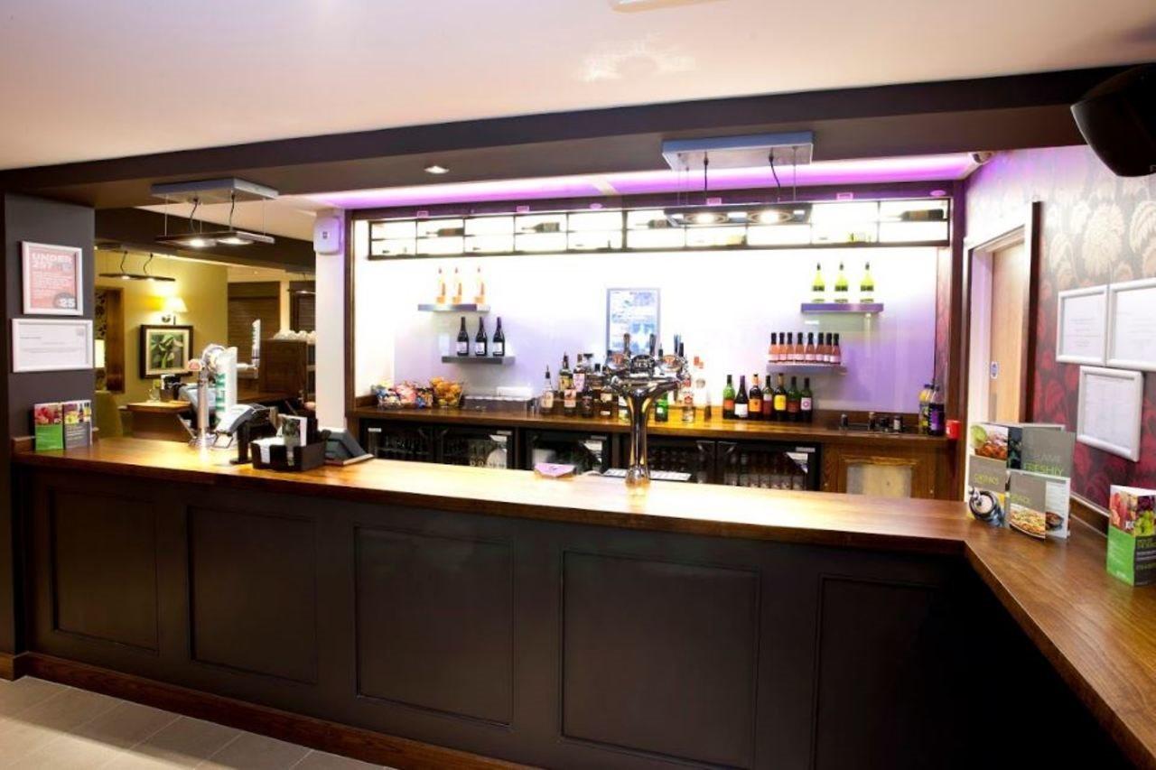 Premier Inn Inverness Centre - River Ness Exterior foto