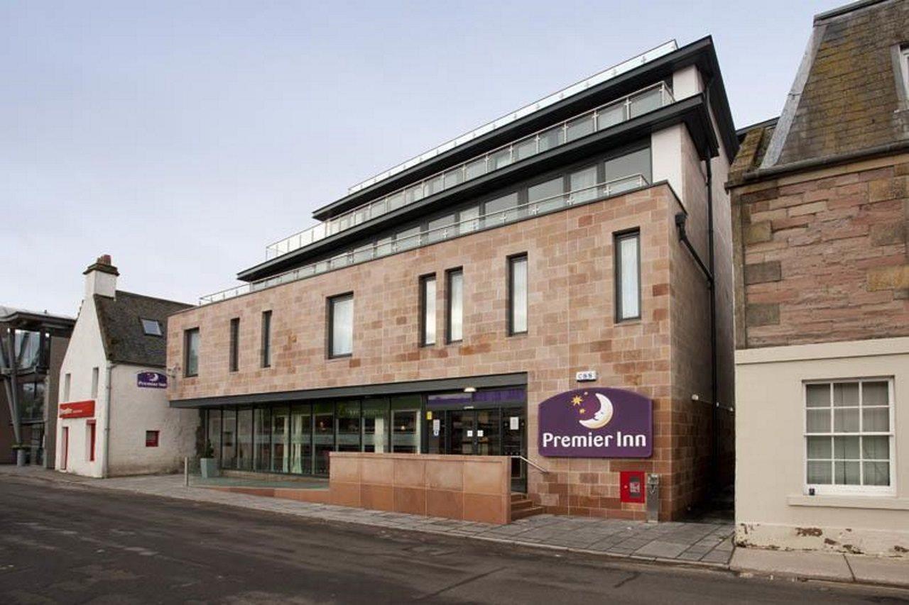 Premier Inn Inverness Centre - River Ness Exterior foto