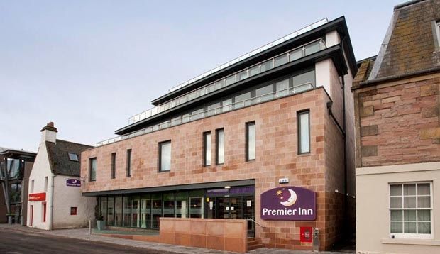 Premier Inn Inverness Centre - River Ness Exterior foto